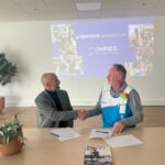 Signature d’un partenariat entre OMNES Education et le centre logistique Decathlon